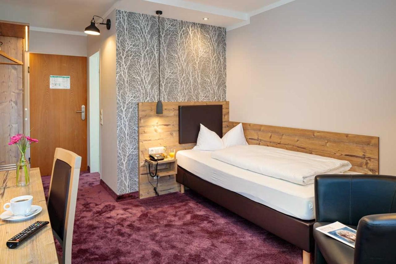 Hotel Pockinger Hof ポッキング エクステリア 写真